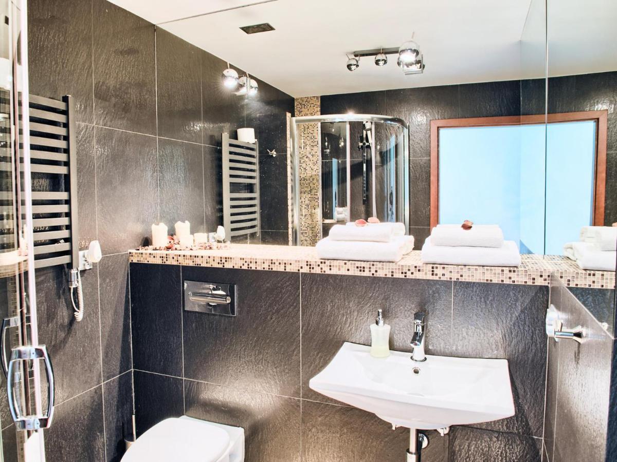 Apartamenty Ktw Debowe Tarasy Катовице Екстериор снимка